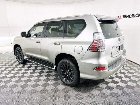 Used 2023 Lexus GX 460 Premium image 5