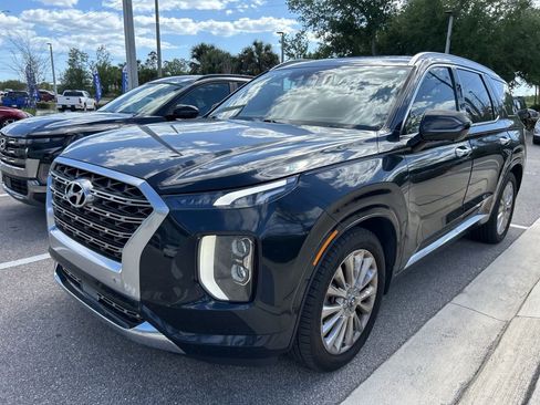 Used 2020 Hyundai Palisade Limited image 3