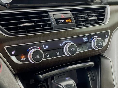 Used 2020 Honda Accord EX-L image 19