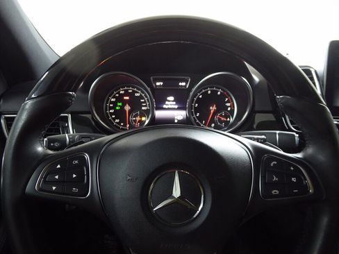 Used 2018 Mercedes-Benz GLE 350 w/ Premium 1 Package image 11
