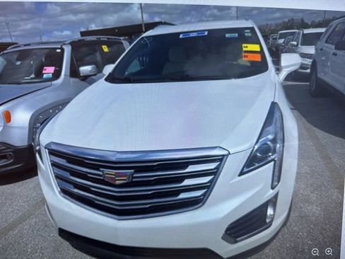 Used 2019 Cadillac XT5 Base image 5