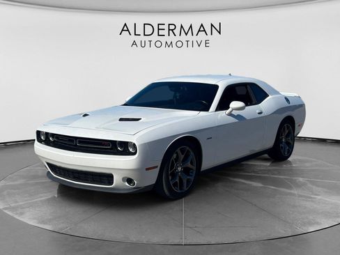 Used 2015 Dodge Challenger R/T Plus RWD image 1