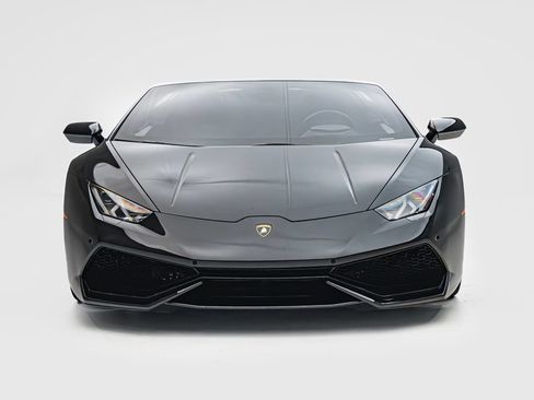 Used 2016 Lamborghini Huracan LP 610-4 AWD/4WD image 10