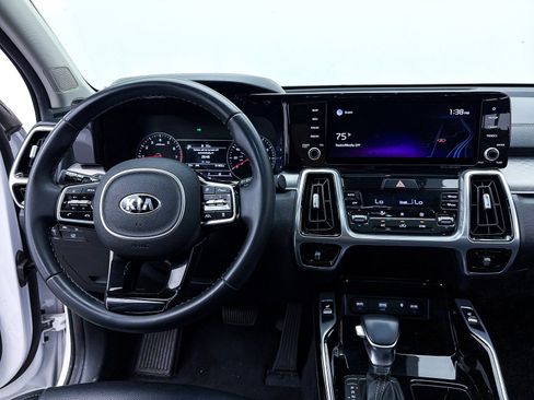 Used 2021 Kia Sorento SX image 6