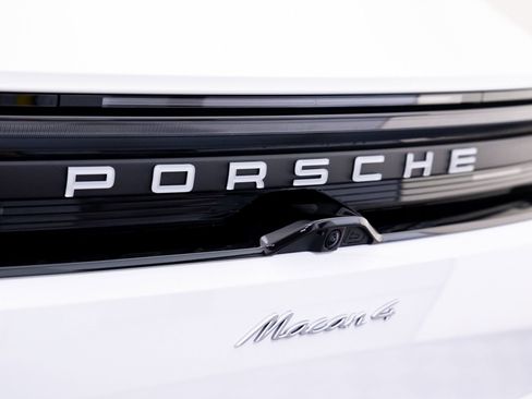 New 2026 Porsche Macan 4 Electric AWD/4WD image 38