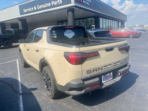 Used 2023 Hyundai Santa Cruz SE w/ Cargo Package AWD/4WD image 6