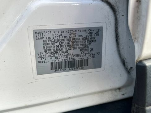Used 2018 Nissan Kicks S FWD image 22