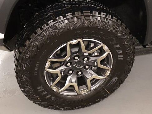 New 2026 Chevrolet Colorado ZR2 image 7