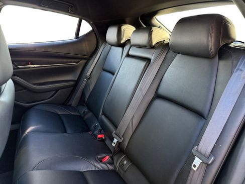 Used 2021 MAZDA MAZDA3 s image 13