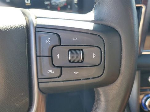 Used 2023 GMC Yukon XL Denali Ultimate image 13