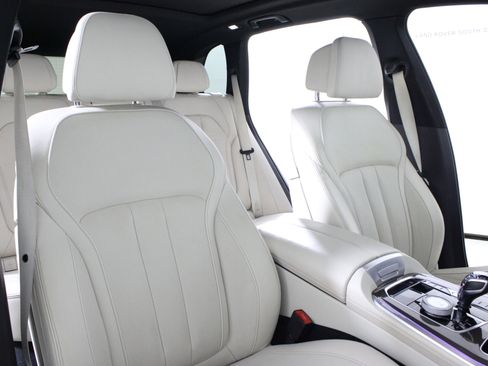 Used 2020 BMW X5 sDrive40i w/ Premium Package image 20