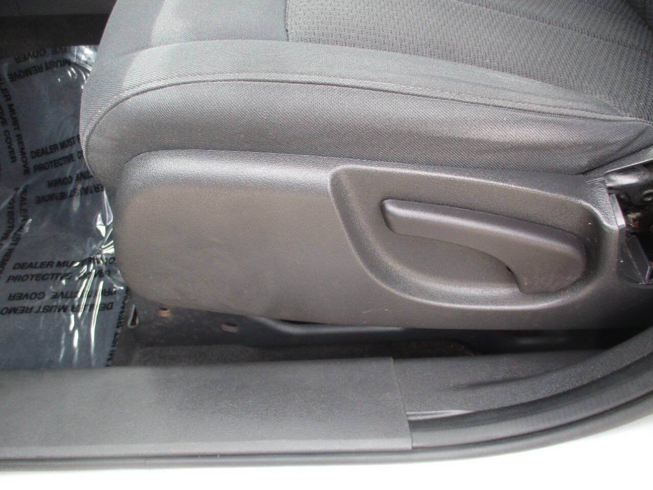 Used 2012 Jeep Liberty Sport AWD/4WD image 27