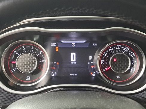 Used 2015 Dodge Challenger SXT Plus w/ Sound Group II image 27