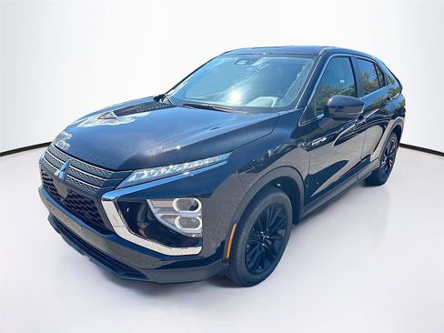 New 2025 Mitsubishi Eclipse Cross LE image 3