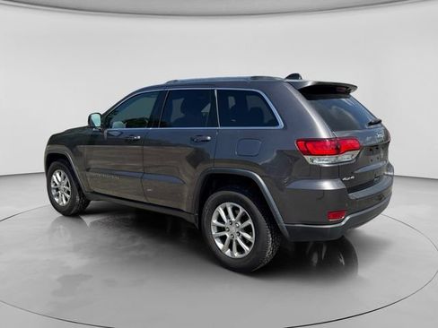 Used 2021 Jeep Grand Cherokee Laredo AWD/4WD image 3