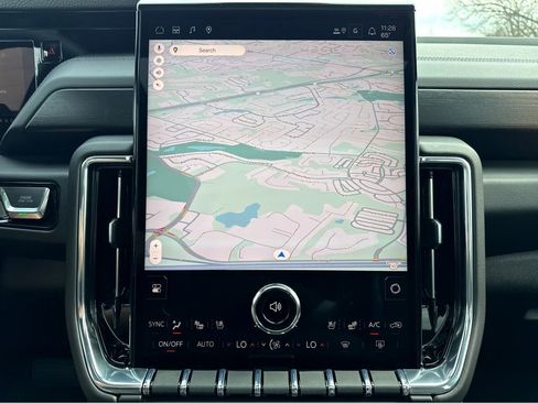 New 2026 GMC Yukon Denali w/ Denali Reserve Package image 15