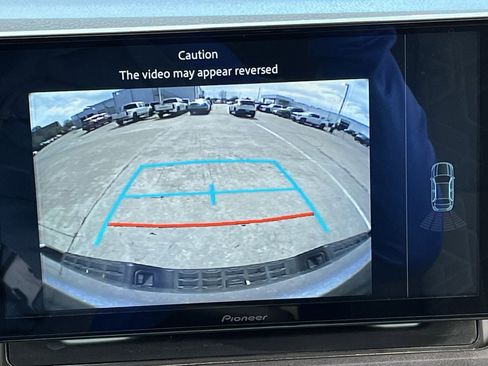 Used 2021 Toyota Tacoma TRD Off-Road w/ Technology Package image 16