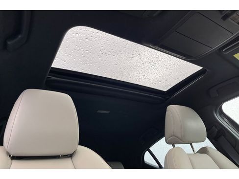 Certified 2023 MAZDA MAZDA3 s w/ Appearance Package image 20