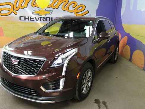 Used 2022 Cadillac XT5 Premium Luxury AWD/4WD image 4