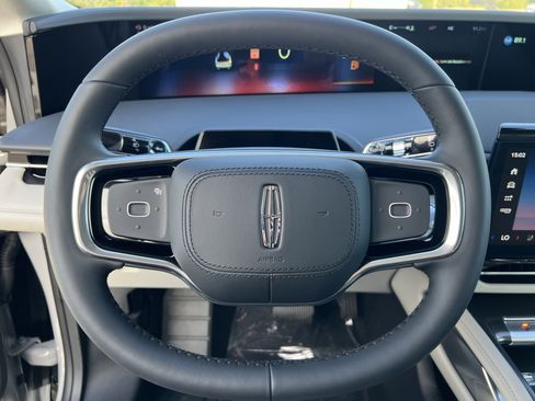 New 2026 Lincoln Nautilus Reserve w/ Jet Appearance Package image 16