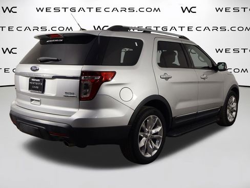 Used 2014 Ford Explorer XLT w/ Equipment Group 202A image 42