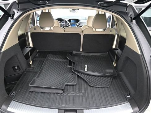 Used 2016 Acura MDX w/ Technology Package AWD/4WD image 17