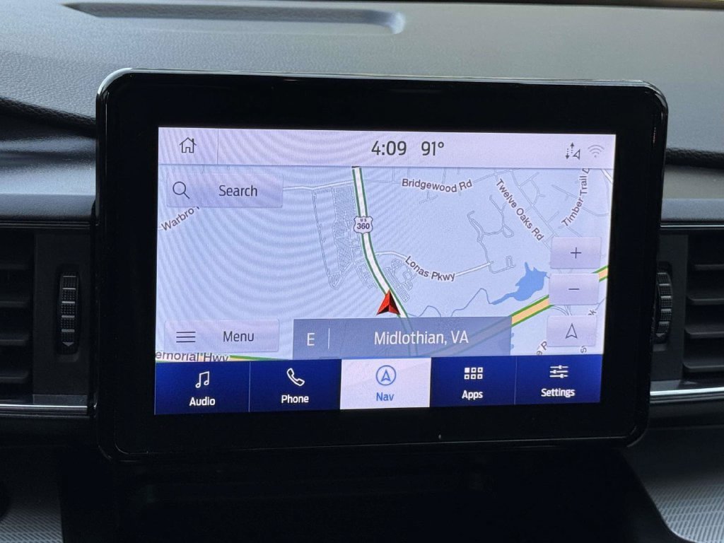 Used 2020 Ford Explorer XLT w/ Equipment Group 202A AWD/4WD image 4