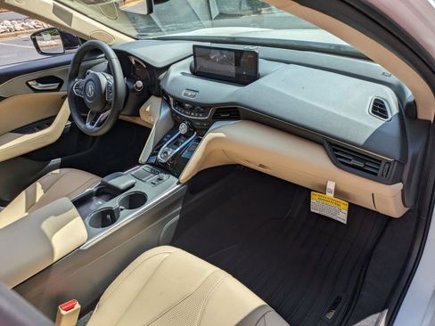 New 2025 Acura TLX w/ Technology Package FWD image 32