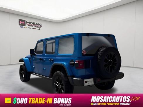New 2025 Jeep Wrangler Unlimited Sahara AWD/4WD image 6