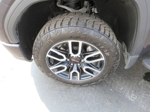 Certified 2026 GMC Sierra 1500 AT4 w/ AT4 Premium Package AWD/4WD image 15