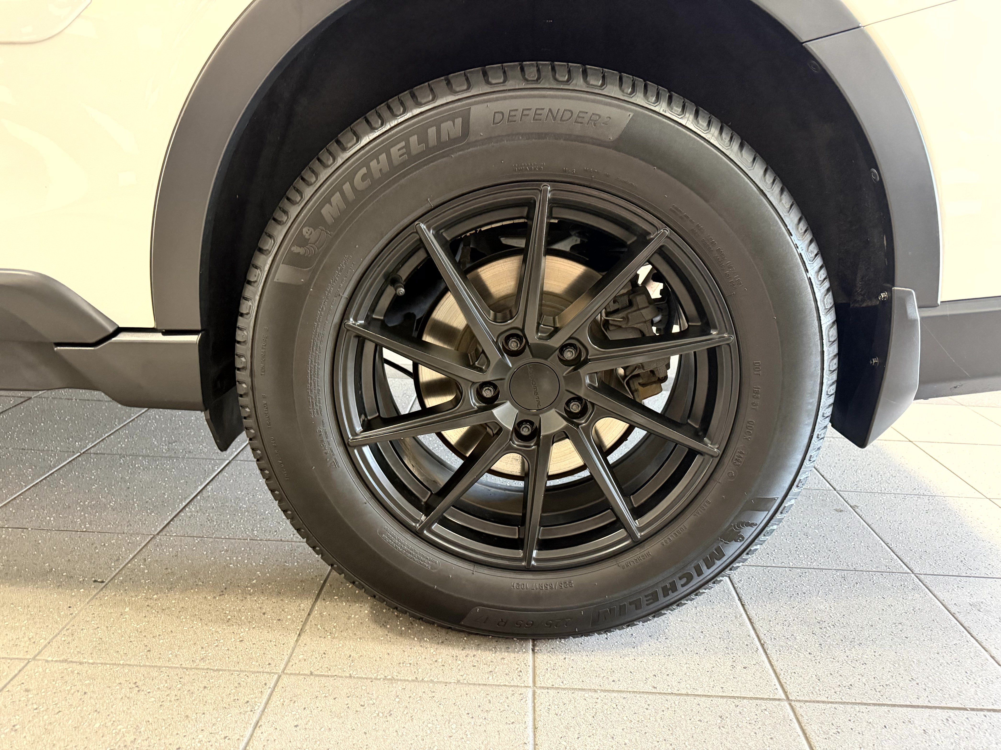 Used 2020 Subaru Outback Touring XT AWD/4WD image 9