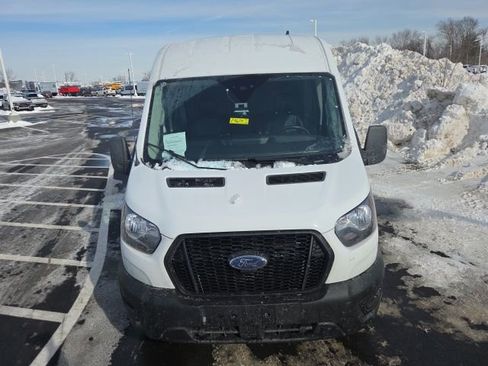 Certified 2023 Ford Transit 250 Medium Roof AWD image 18