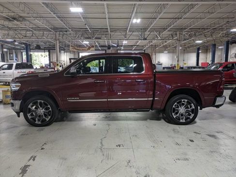 Used 2022 RAM 1500 Limited AWD/4WD image 6