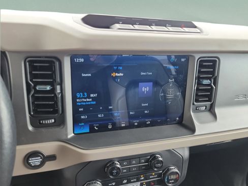 Used 2024 Ford Bronco Wildtrak AWD/4WD image 27