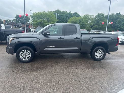Used 2023 Toyota Tundra SR5 w/ SR5 Convenience Package AWD/4WD image 4