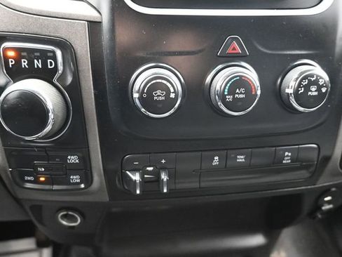 Used 2022 RAM 1500 Tradesman w/ Chrome Appearance Group image 40