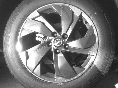 Used 2025 Nissan Rogue SV image 12