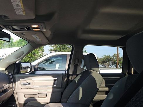 Used 2019 RAM 1500 Big Horn AWD/4WD image 15