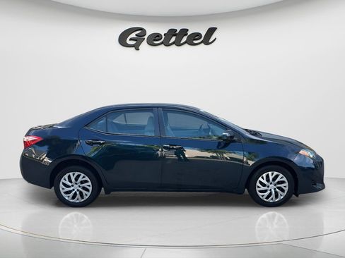 Used 2018 Toyota Corolla LE FWD image 4