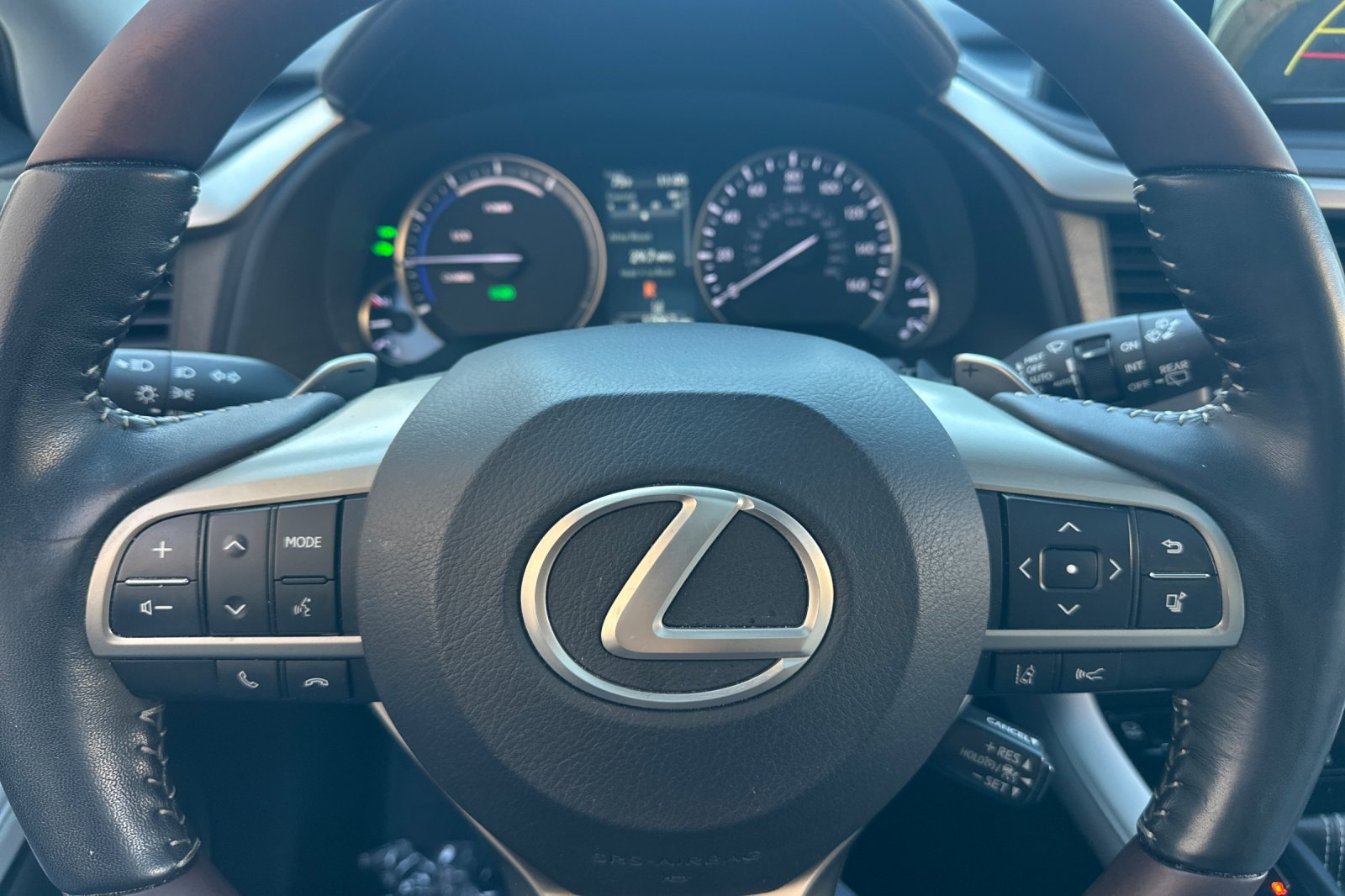 Used 2020 Lexus RX 450h AWD w/ Premium Package image 10