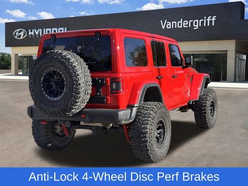 Used 2022 Jeep Wrangler Unlimited Rubicon w/ Xtreme Recon 35" Tire Package image 13