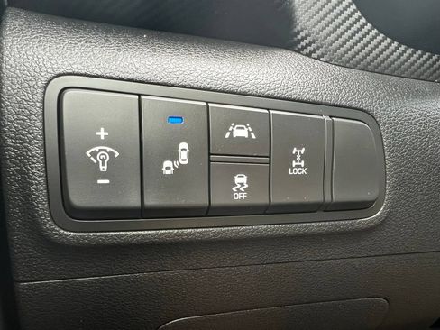 Used 2019 Hyundai Tucson Value AWD/4WD image 39