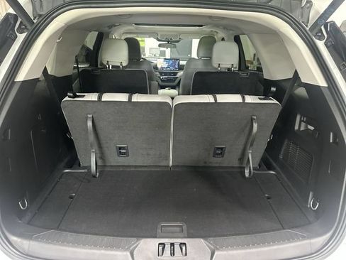 Used 2025 Ford Explorer Active w/ Active Comfort Package AWD/4WD image 26