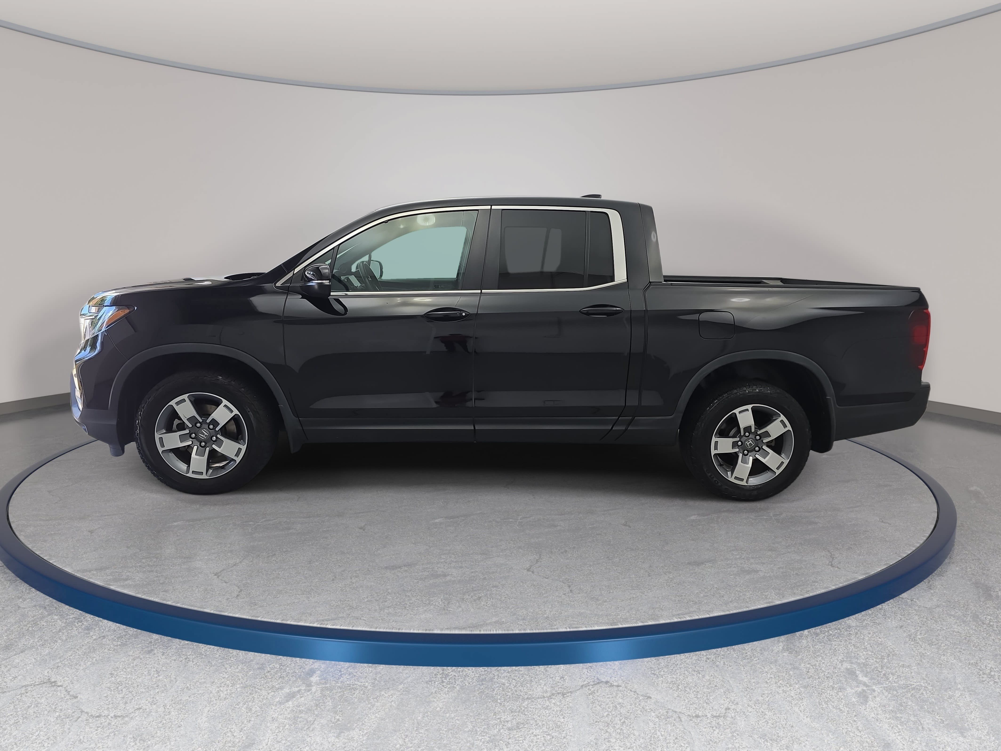 Certified 2024 Honda Ridgeline RTL image 8