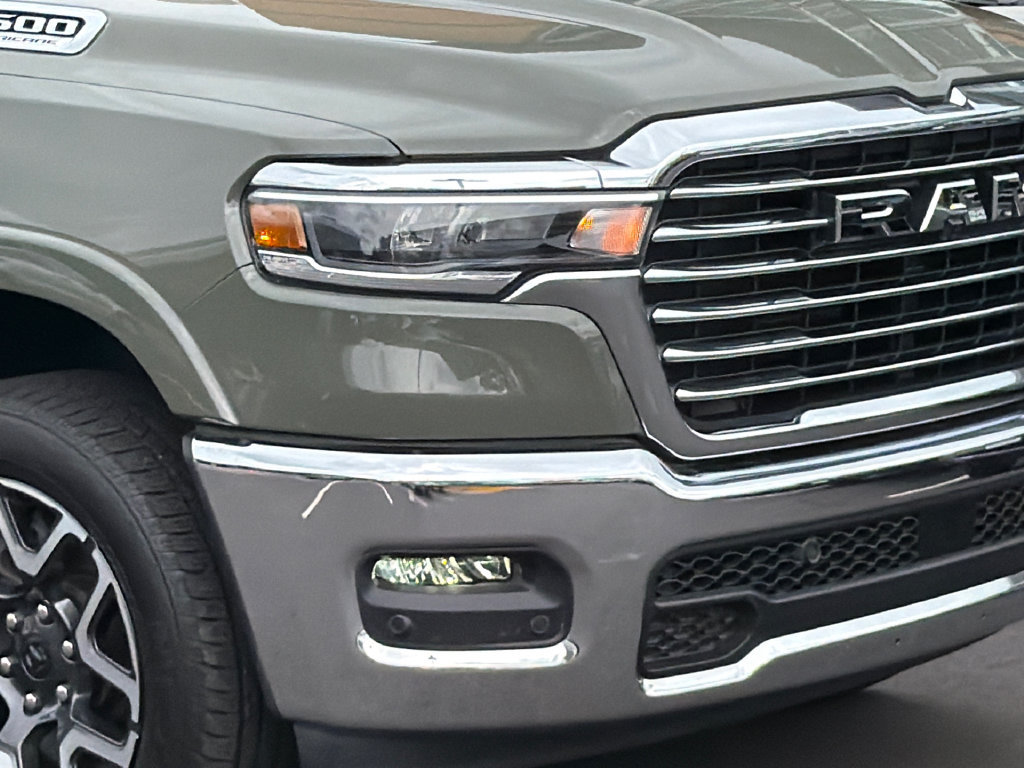 Used 2026 RAM 1500 Laramie AWD/4WD image 5
