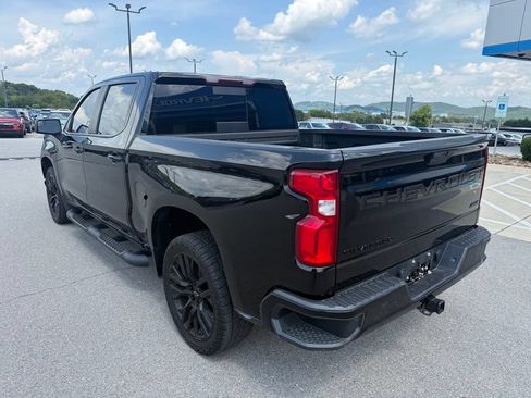 Used 2022 Chevrolet Silverado 1500 RST w/ Convenience Package II AWD/4WD image 4