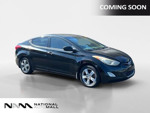 Used 2013 Hyundai Elantra GLS w/ Preferred Pkg image 7