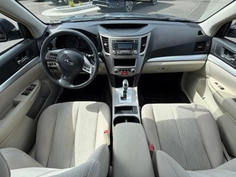 Used 2013 Subaru Outback 2.5i AWD/4WD image 16