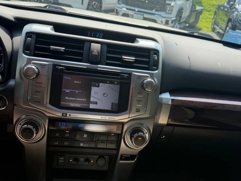 Used 2017 Toyota 4Runner Limited AWD/4WD image 14