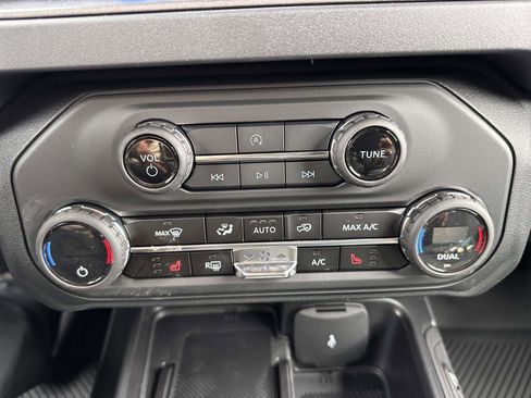 New 2025 Ford Bronco Big Bend image 24